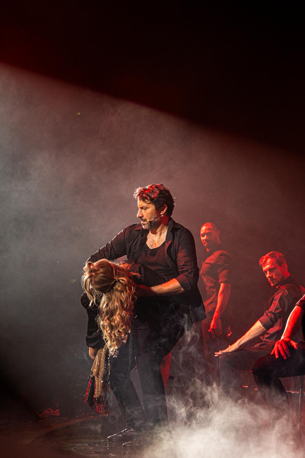 Soprana Irina Baiant a umplut Sala Palatului cu emoție, lumină și aplauze la Illuminarium Echo, concert crossover