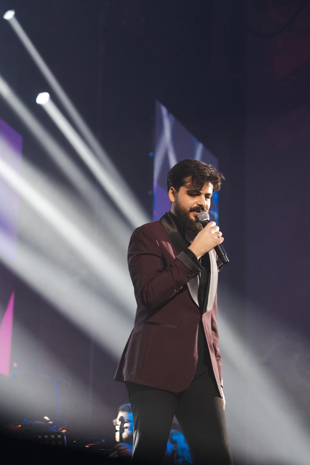 Soprana Irina Baiant a umplut Sala Palatului cu emoție, lumină și aplauze la Illuminarium Echo, concert crossover