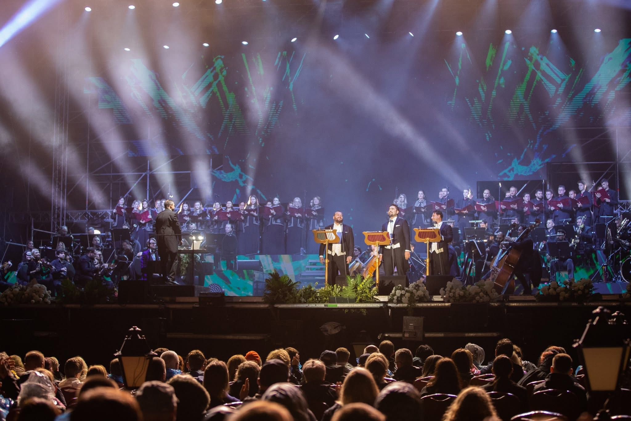 Classical Crossover cucerește România: 10.000 de spectatori la concertul „Lyrica” al sopranei Irina Baiant, la Suceava, 15.000 de spectatori în București la Andrea Bocelli și Jose Carreras 